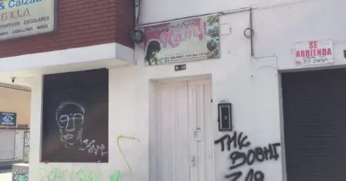 ARTE EN TUS UNAS Y PEINADOS KAMI ARTE EN TUS UNAS Y PEINADOS KAMI